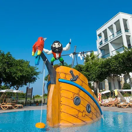 Xanadu Island 5* アキアーラ